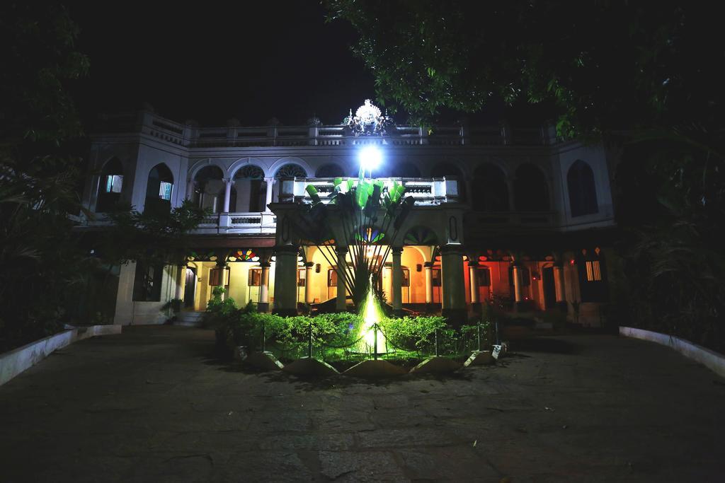 Chettinadu Mansion - An Authentic Heritage Palace Kanadukattan ภายนอก รูปภาพ