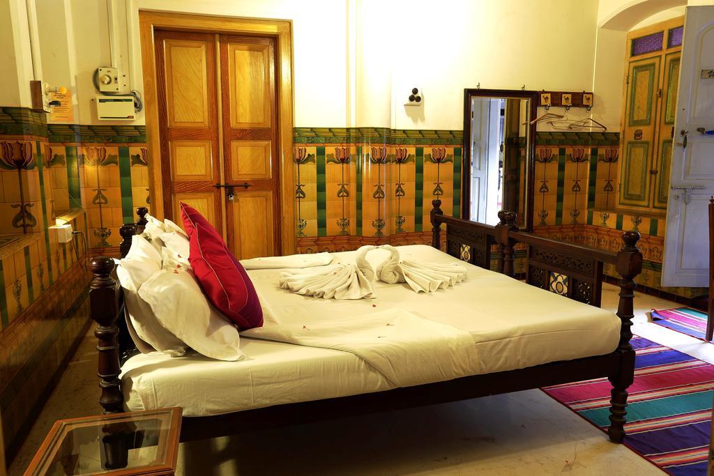 Chettinadu Mansion - An Authentic Heritage Palace Kanadukattan ภายนอก รูปภาพ
